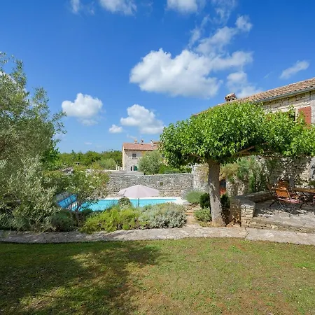 Terra Rossa Villa