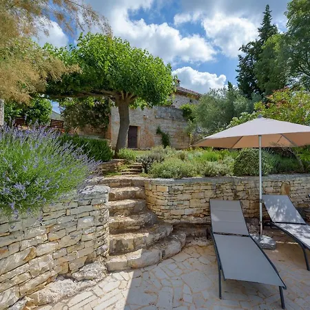Terra Rossa Villa