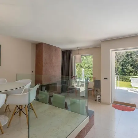 Terra Rossa Villa